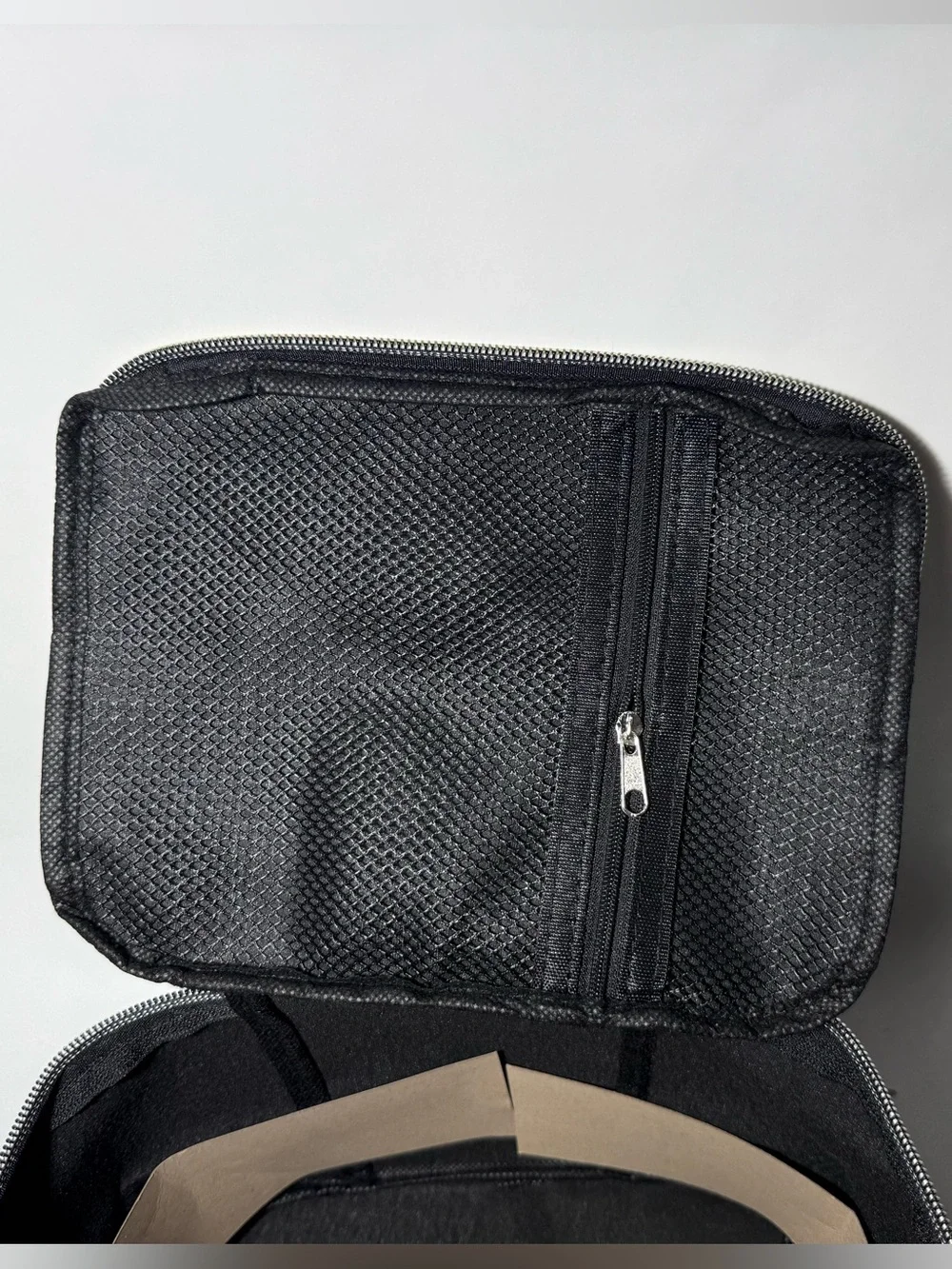 Sassy + Chic Large Black Makeup Bag Travel Toiletry Organizer Case NWT 8x6x5 in